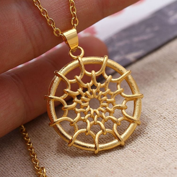 Gold Color Couples Round handmade mesh Pendant Wedding Necklace  for Women