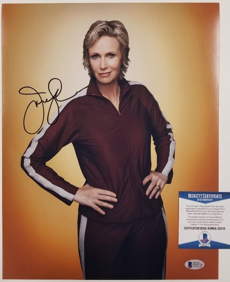 JANE LYNCH Signed GLEE 11x14 Photo Poster painting Sue Sylvester Auto (A) ~ Beckett BAS COA