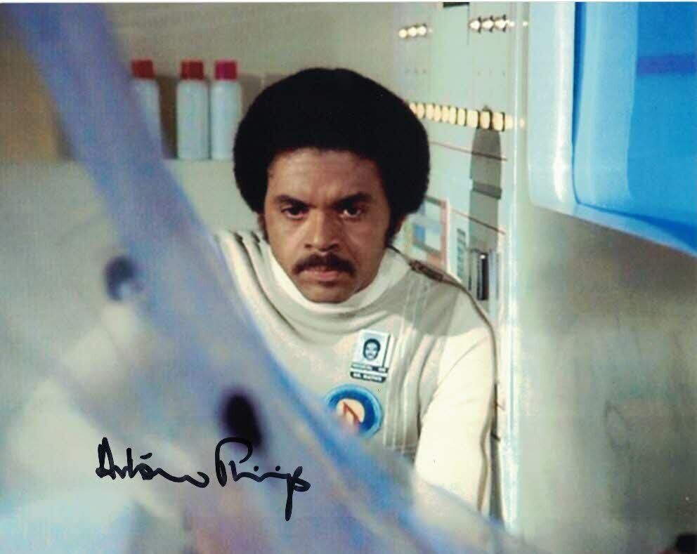 ANTON PHILLIPS - Bob Matthias in Space 1999 hand signed 10 x 8 Photo Poster painting