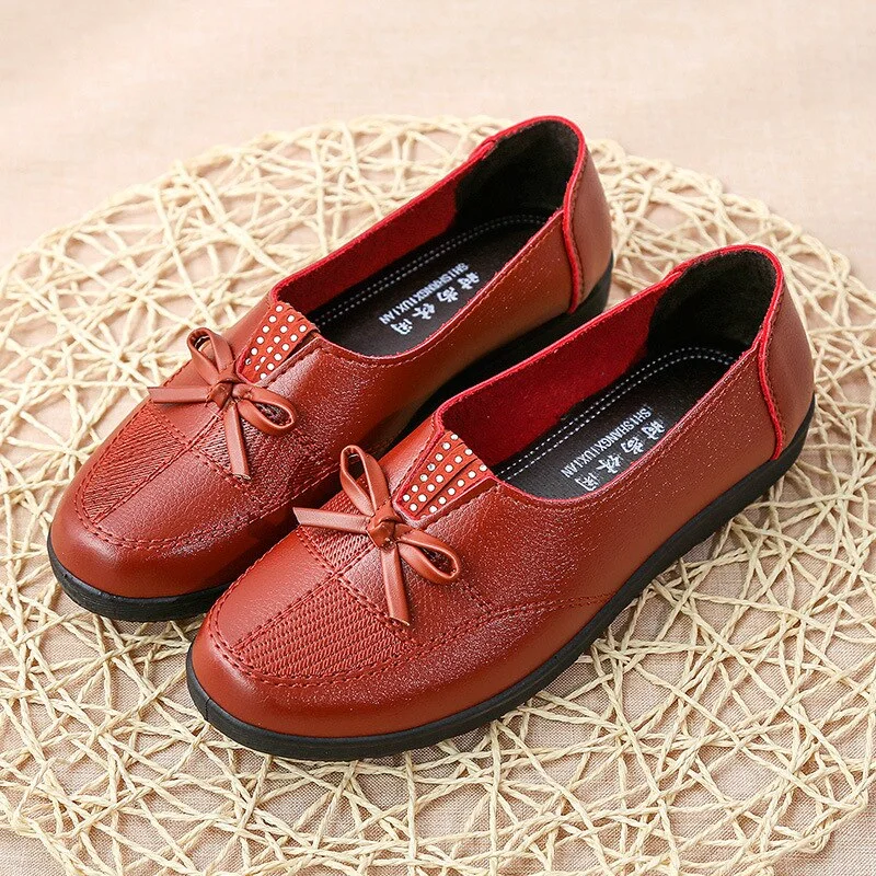 Miaoguan New Cheap Shoes Women Leather Flats Female Spring 2021 Classic Women's Loafers Casual Leather Shoes Mom Single Shoes