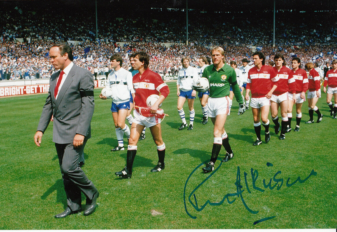 Manchester United Hand Signed Ron Atkinson Photo Poster painting 12x8.