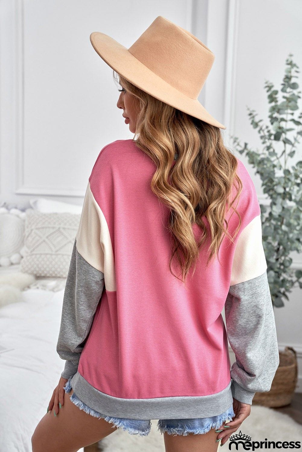 Women's Rose Colorblock Pullover Sweatshirt
