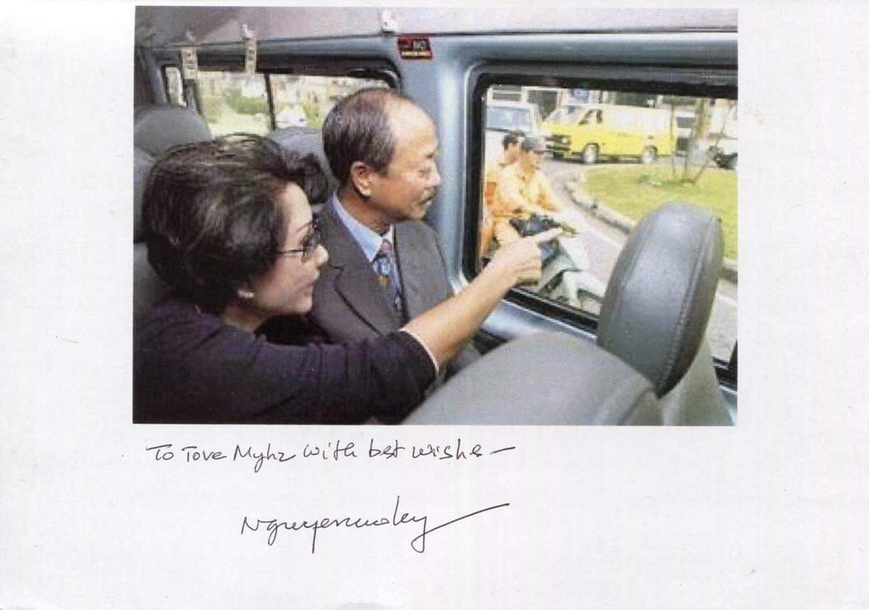 PRIME MINISTER of SOUTH VIETNAM 1965-1967 Nguyen Cao Ky autograph, signed Photo Poster painting