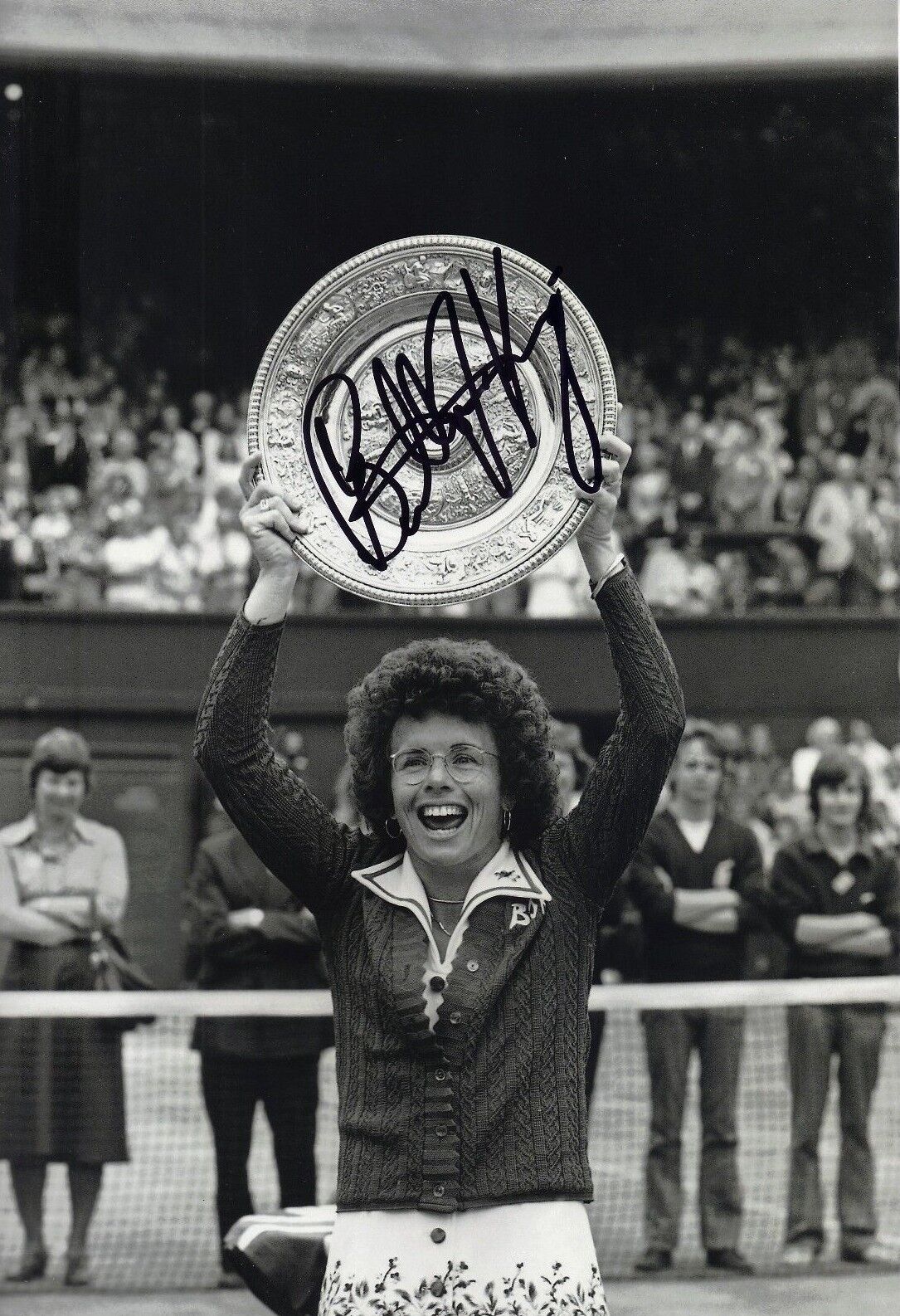 Billie Jean King Signed 12X8 Photo Poster painting Wimbledon Genuine Signature AFTAL COA (L)