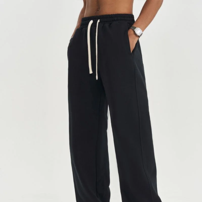 Comfortable and loose-fitting casual pants