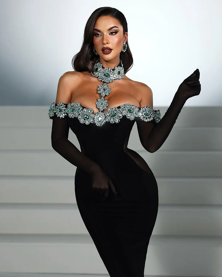 princess polly baby blue dress Simple Black Satin Strapless Dip Neck A-line Prom Dress main image 0
