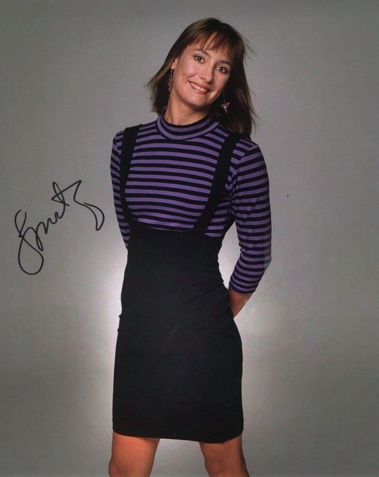 LAURIE METCALF Signed Autographed Photo Poster painting