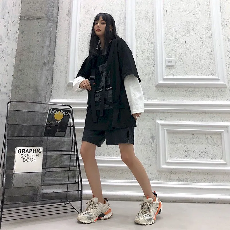 Fake two-piece printed round neck long-sleeved shirt women's loose bandage was thin and wild loose top super fire Harajuku stree