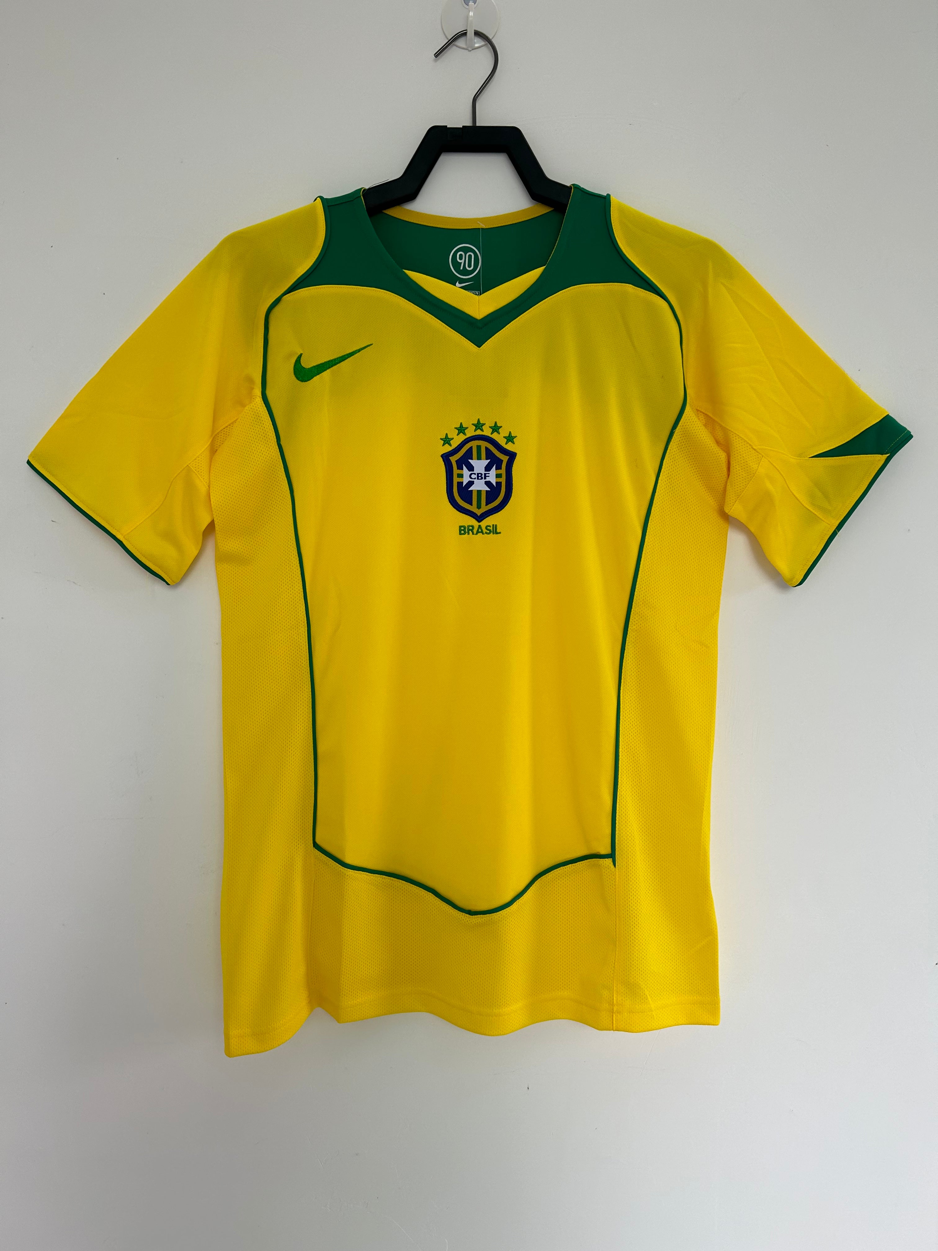 Brésil maillot foot retro 2004 Maillot De Fou, site maillot de foot pas cher