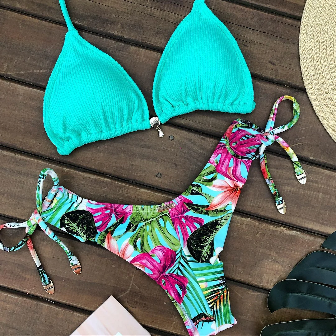 Sexy bohemian strappy floral bikini