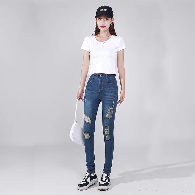 Women's Oversized Elastic Ripped Skinny Denim Jeans