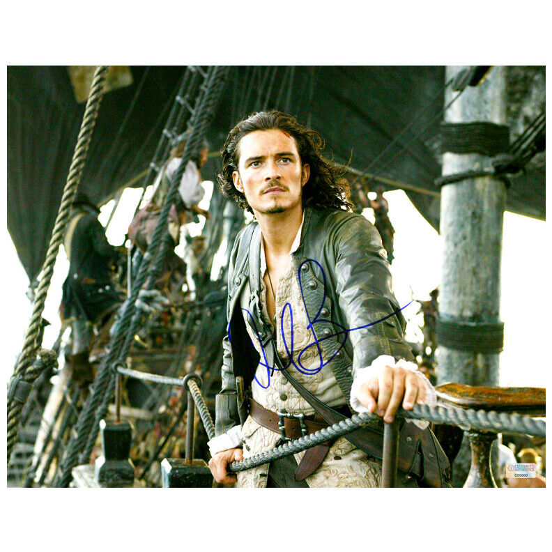 Orlando Bloom Autographed Pirates of the Caribbean Dead Man's Chest 11x14 Photo Poster painting