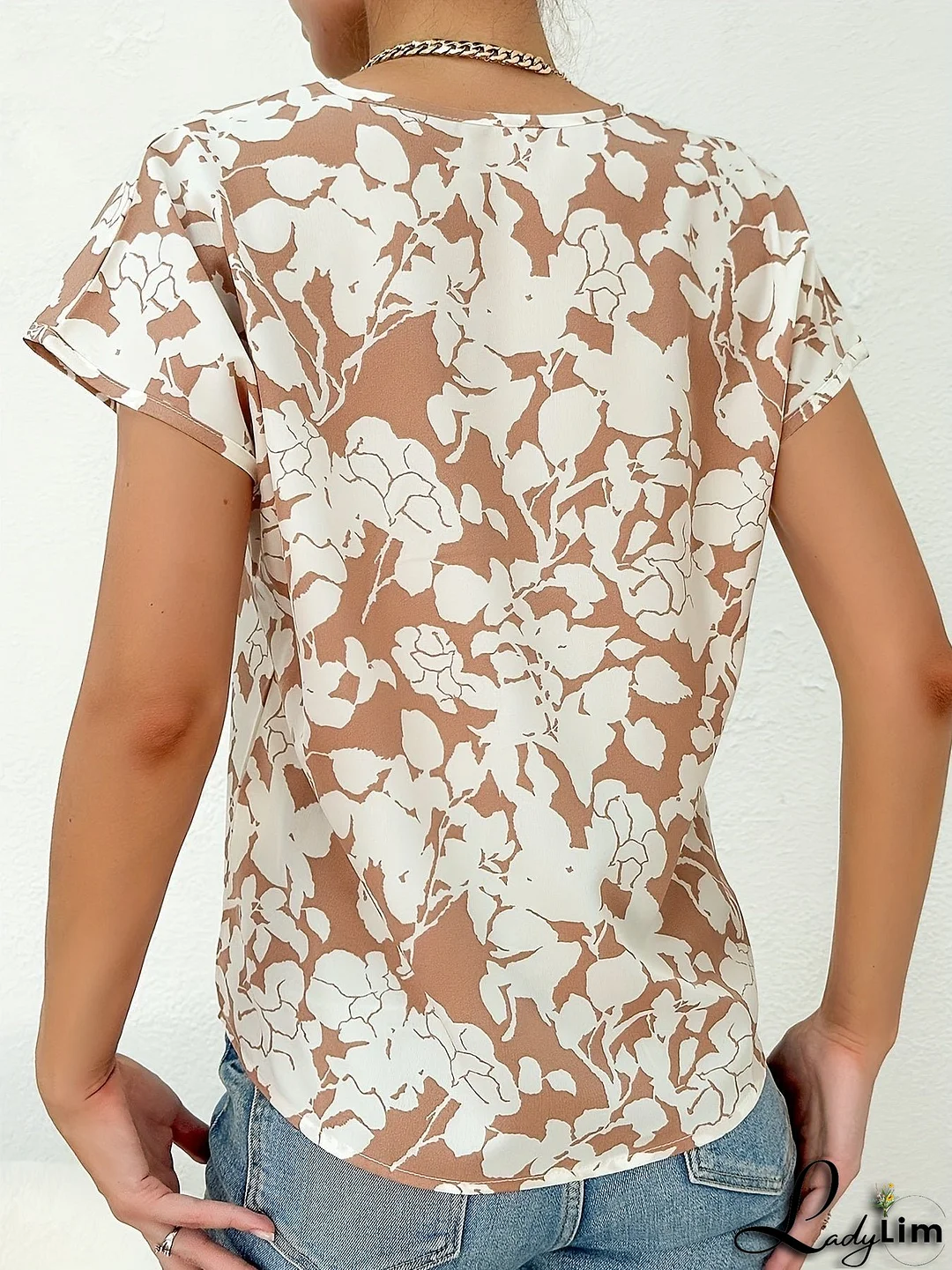 Elegant and Versatile winter T-shirt