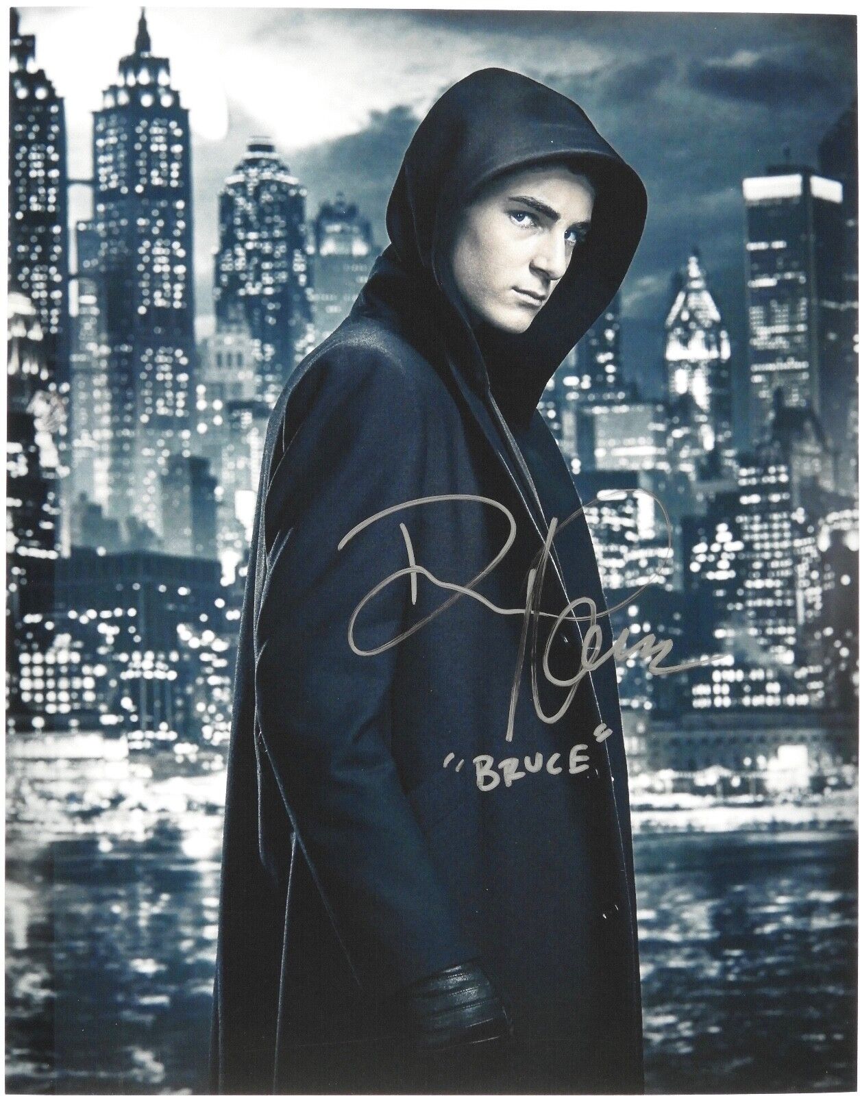 David Mazouz Bruce Wayne Batman Gotham JSA Autograph Signed Photo Poster painting 11 x 14