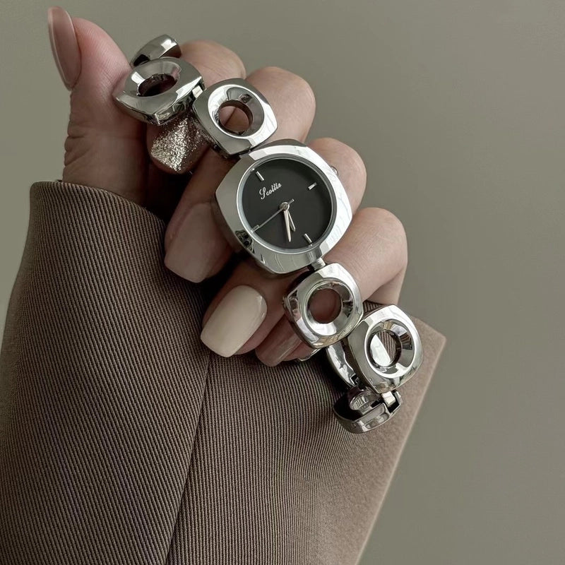 Vintage Style Classic Style Geometric Jewelry Buckle Quartz Watch Women’s Watches