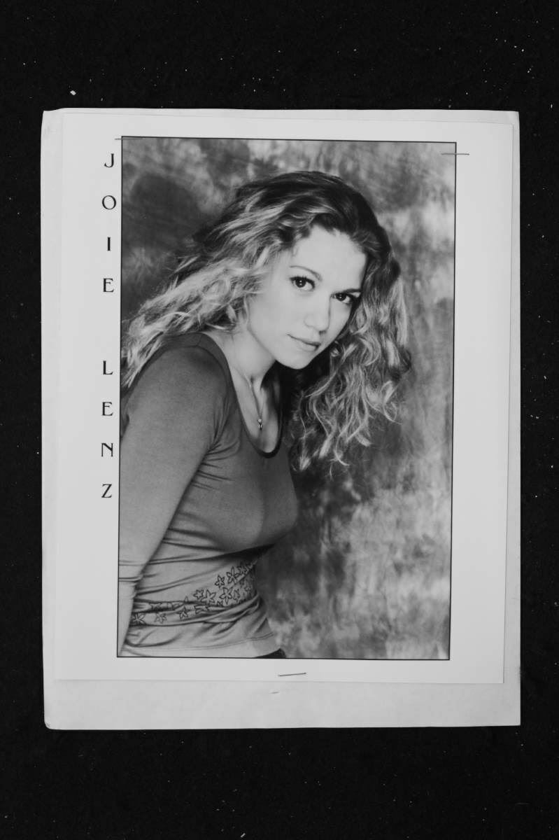 Joie Lenz - 8x10 Headshot Photo Poster painting w/ Resume