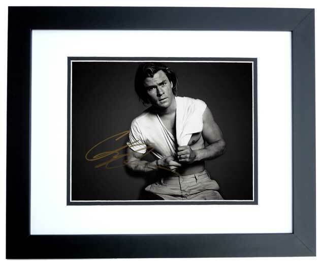 Chris Hemsworth Signed Sexy 8x10 inch Photo Poster painting FRAMED - THOR AVENGERS Actor