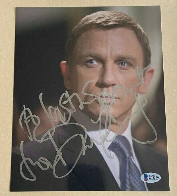 Daniel Craig signed autographed 8x10 Photo Poster painting James Bond Full Signature Beckett COA