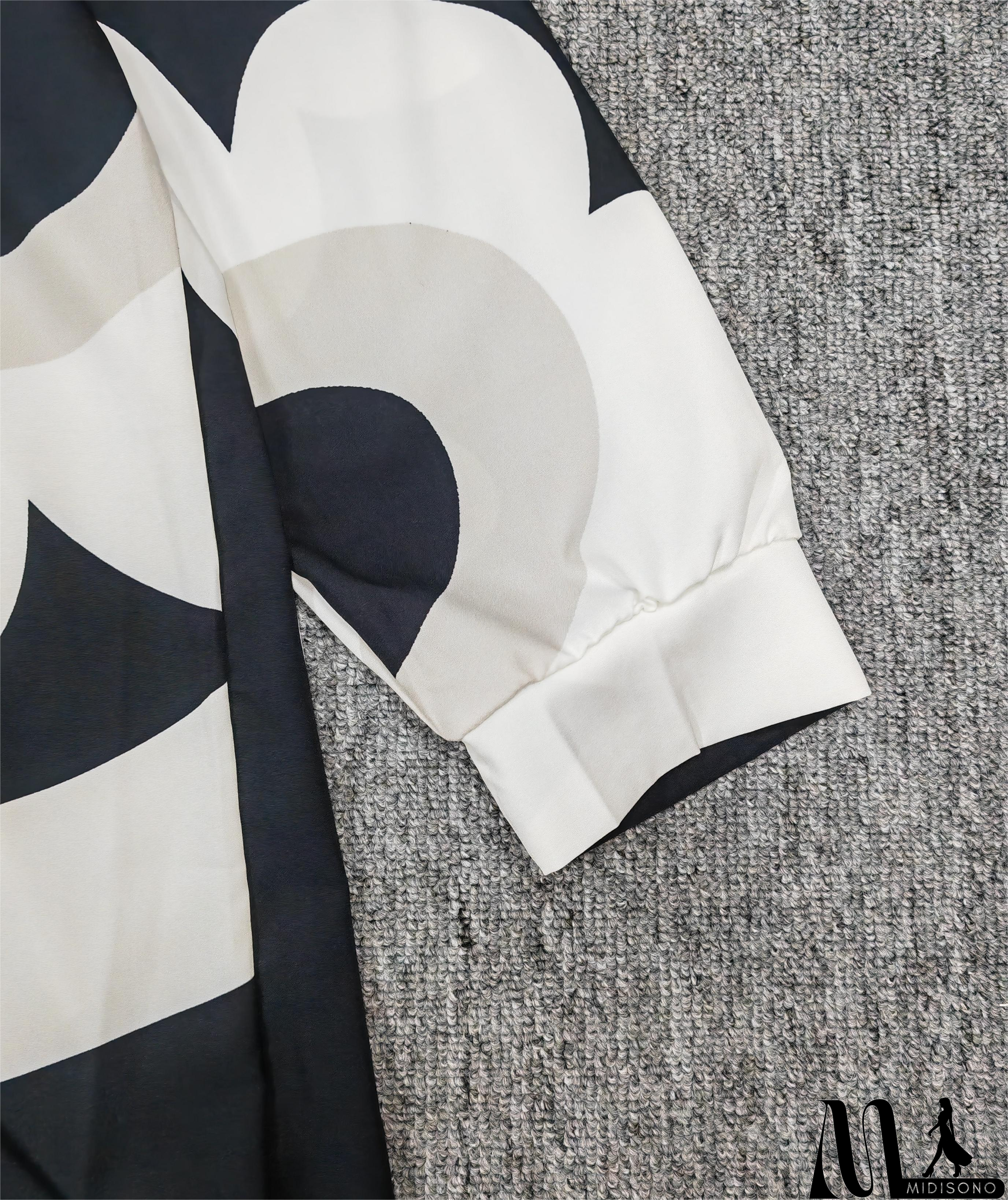 MidiSono - Chic and Versatile general garment