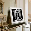Robe perl&eacute;e en forme sp&eacute;ciale 5d bricolage partiel en diamants &agrave; points kits d&rsquo;art en pierres avec cadre, peintures en diamants, art de pierres pr&eacute;cie