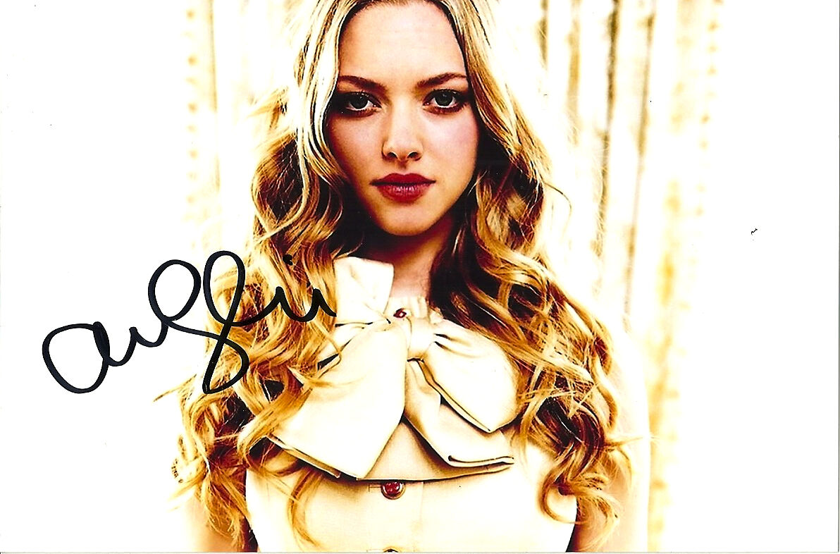 Amanda Seyfried Signed 4 x 6 Photo Poster painting