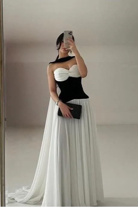 Hellodresses Strapless Sweetheart Sleeveless Long Prom Dress With Ruffles  