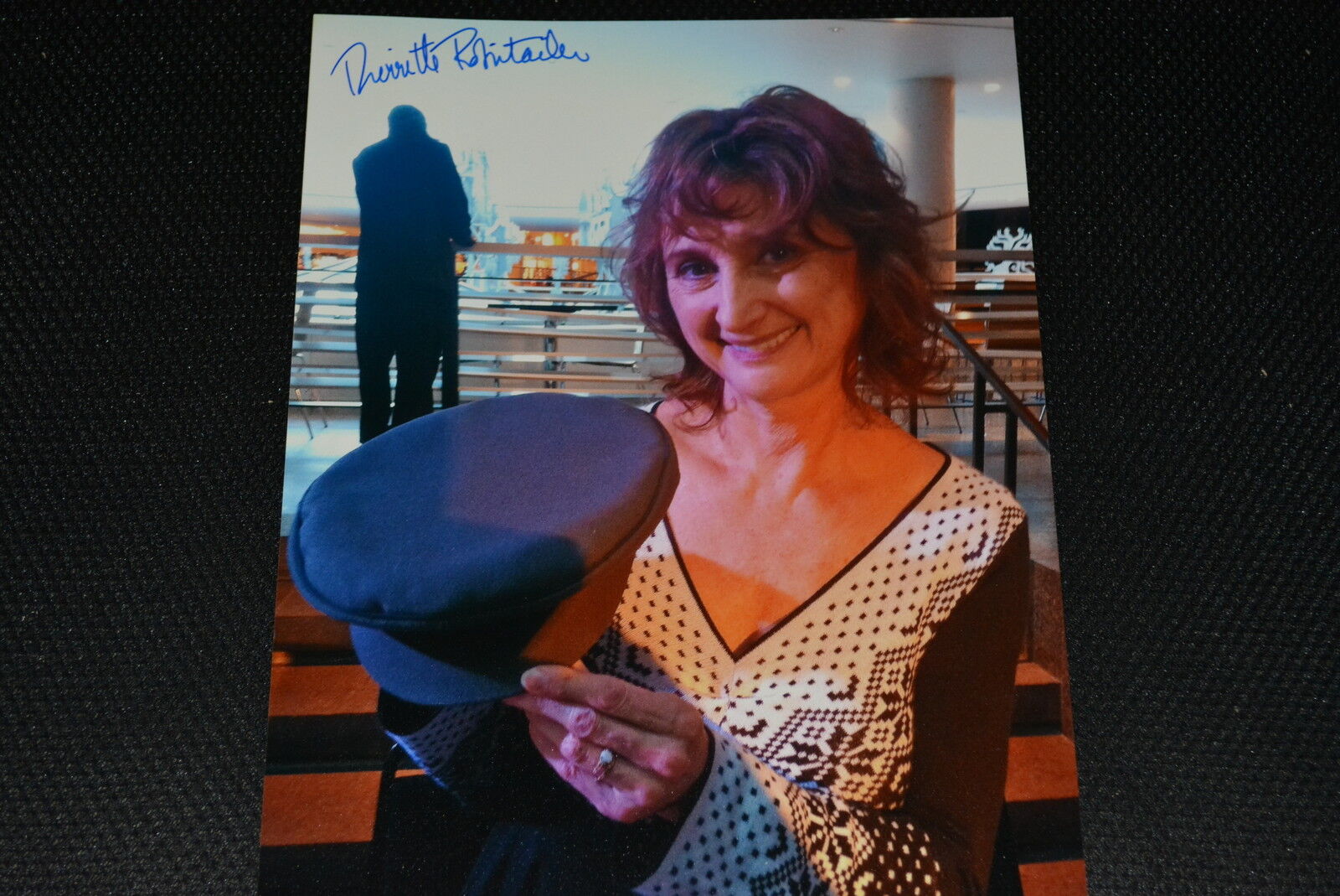 PIERRETTE ROBITAILLE signed autograph In Person 8x10 VIC + FLO ONT VU UN OURS