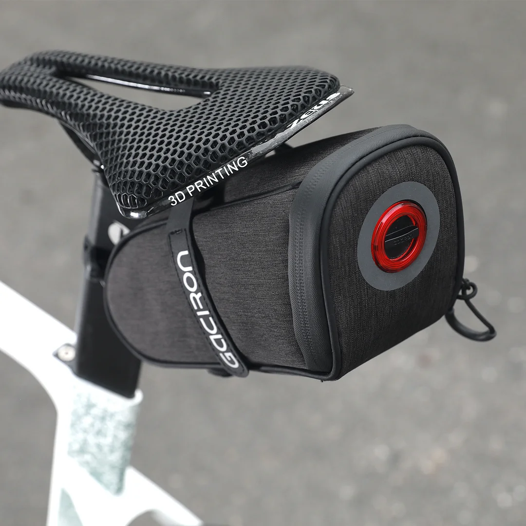 BIRD NEST300 Aero Saddle Bag withMagnetic Smart Taillight