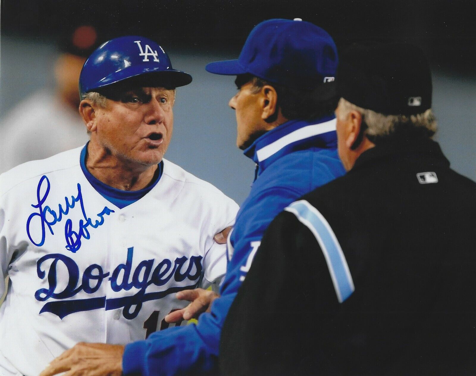 Signed 8x10 LARRY BOWA Los Angeles Dodgers Autographed Photo Poster painting - COA