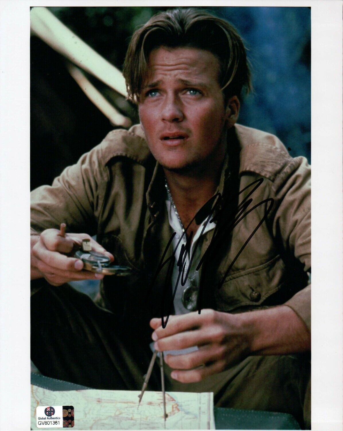 Sean Patrick Flanery Autographed 8X10 Photo Poster painting Cute Sexy Holding Compass GV801361