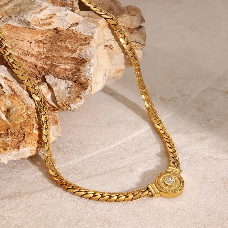 18K Gold Stainless Steel White Diamond Diamond Rib Heart Pendant Chain Necklace