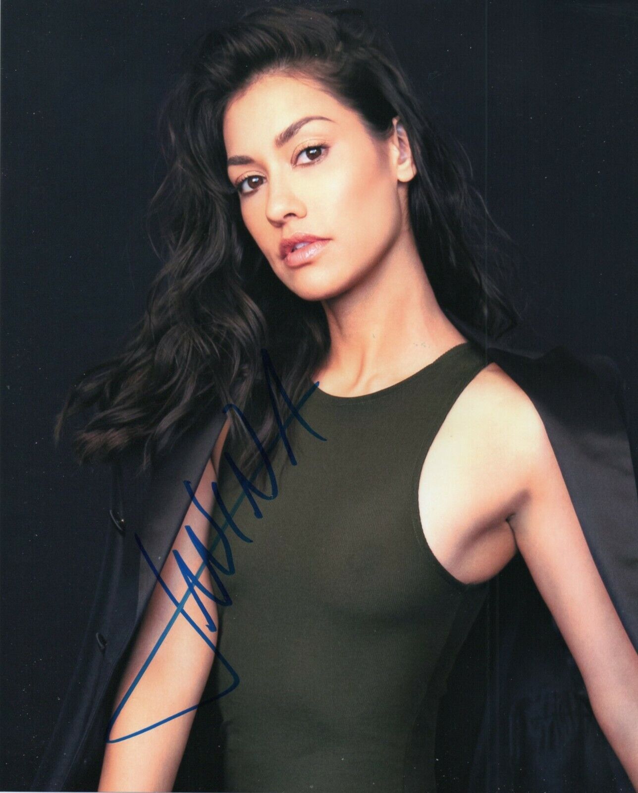 Autographed Janina Gavankar signed 8 x 10 Photo Poster painting Hot