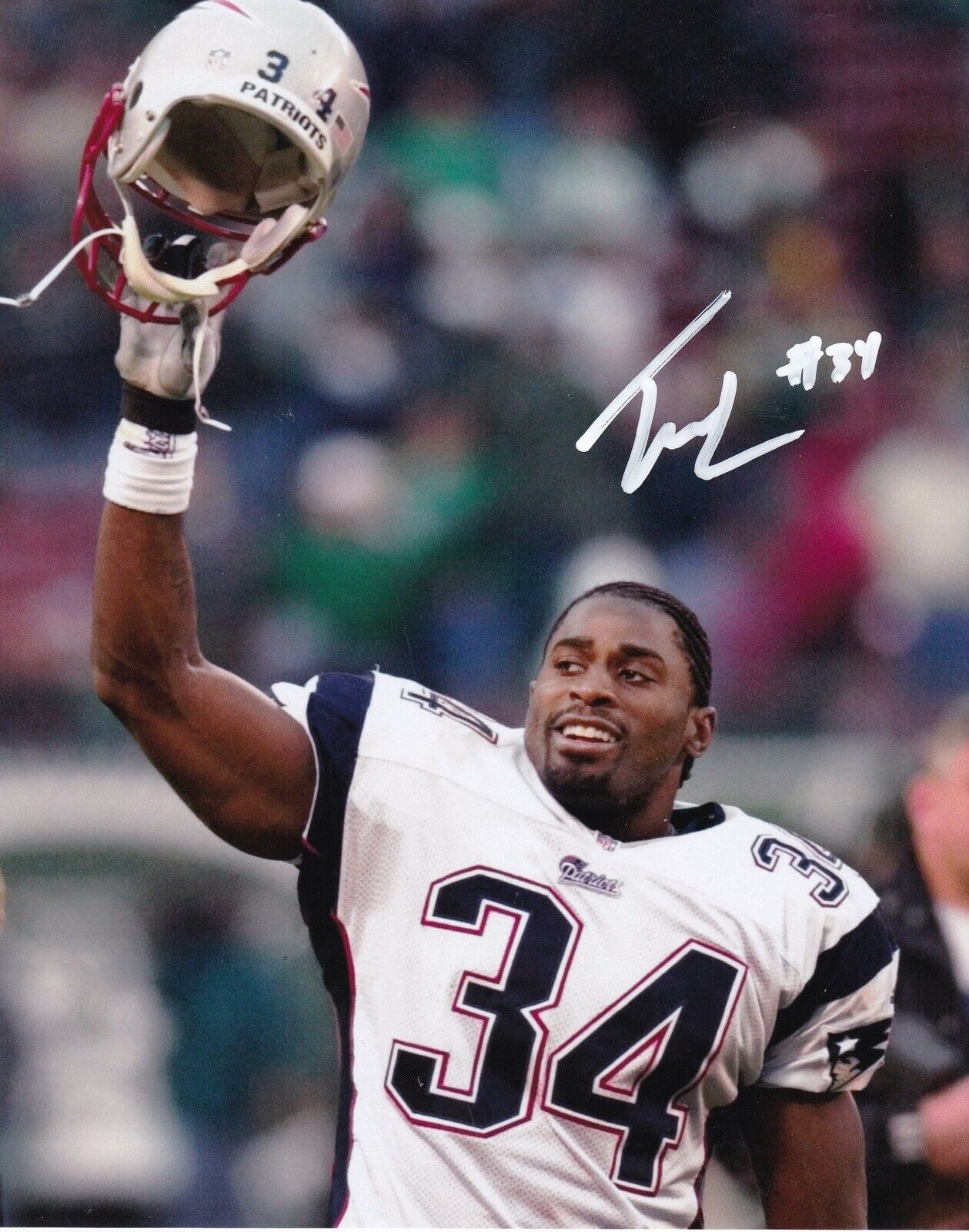 TEBUCKY JONES NEW ENGLAND PATRIOTS ACTION SIGNED 8x10