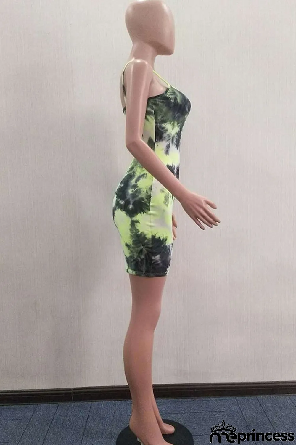 Blue Milk. Fashion Sexy Blue Green Pink Orange Yellow purple colour Spaghetti Strap Sleeveless Slip Step Skirt skirt Ombre backless Tie and dye Dresses