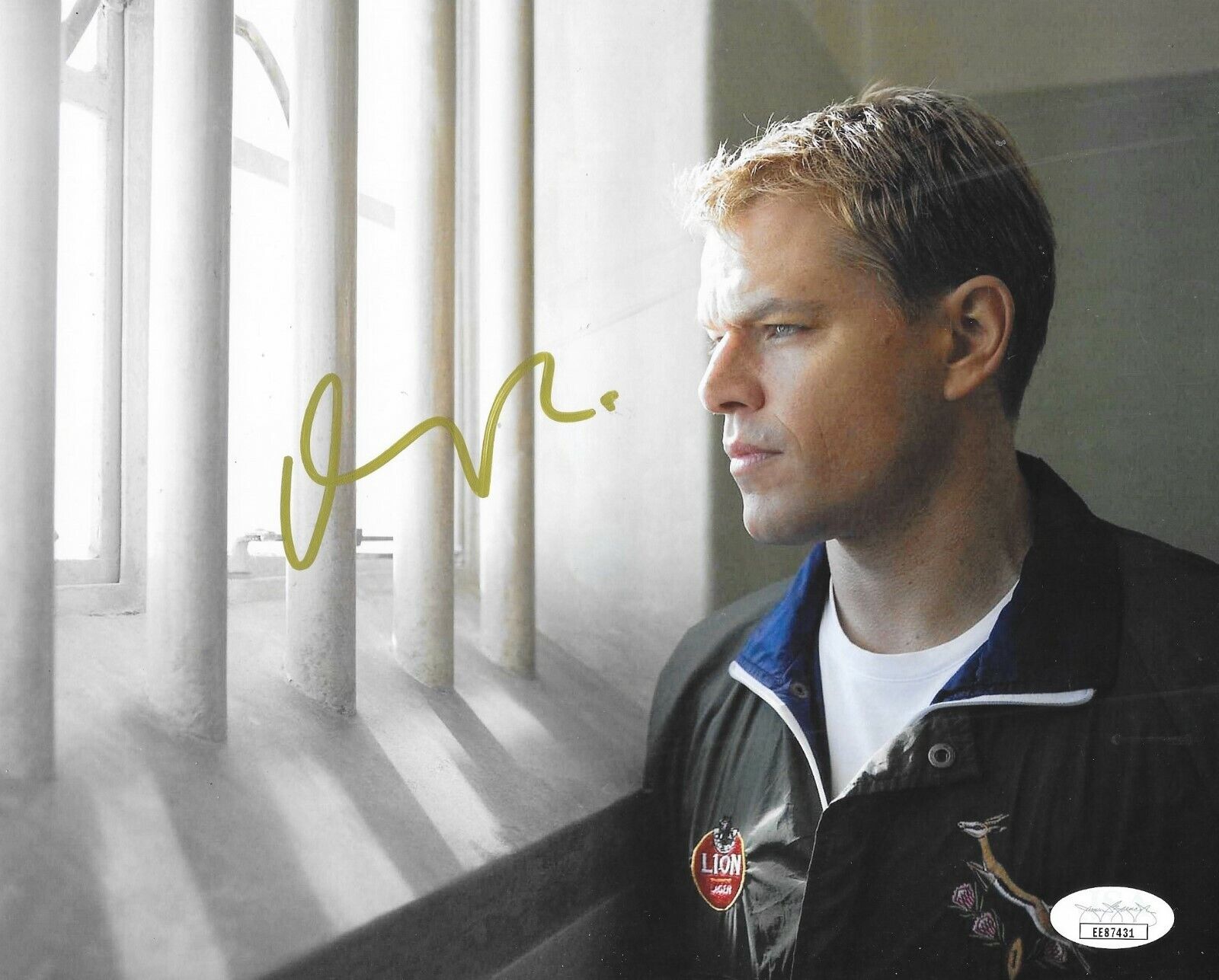 Matt Damon signed Invictus 8x10 Photo Poster painting autographed 8 JSA Certified