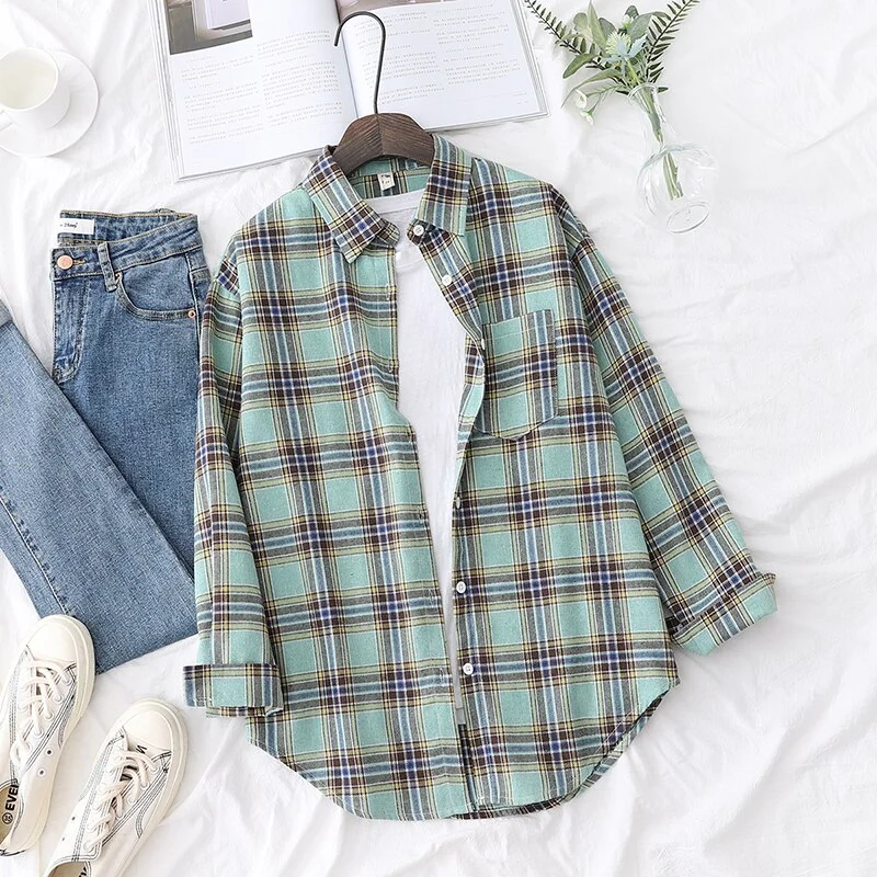 2021 New Long Sleeve Loose Casual Womens Plaid Shirt Fine Fresh College Style Design Blouses And Tops Female Checked Clothes