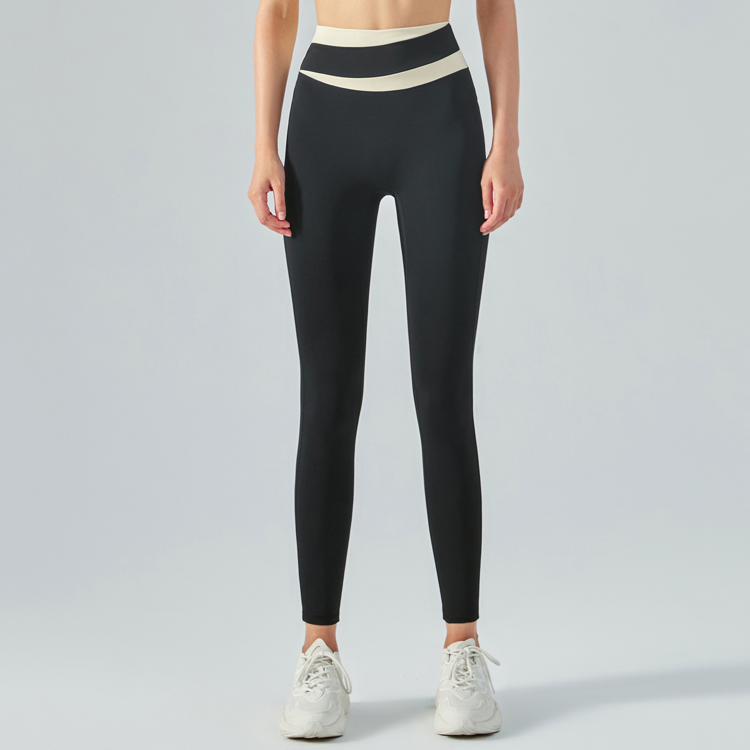 Buy women's Black thin contrast stitch yoga pants without front seam of high quality on Hergymclothing