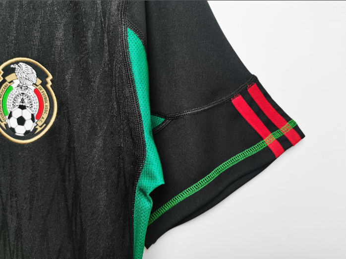 Retro 2010 Mexico Away Men's Football T-Shirt Thai Quality