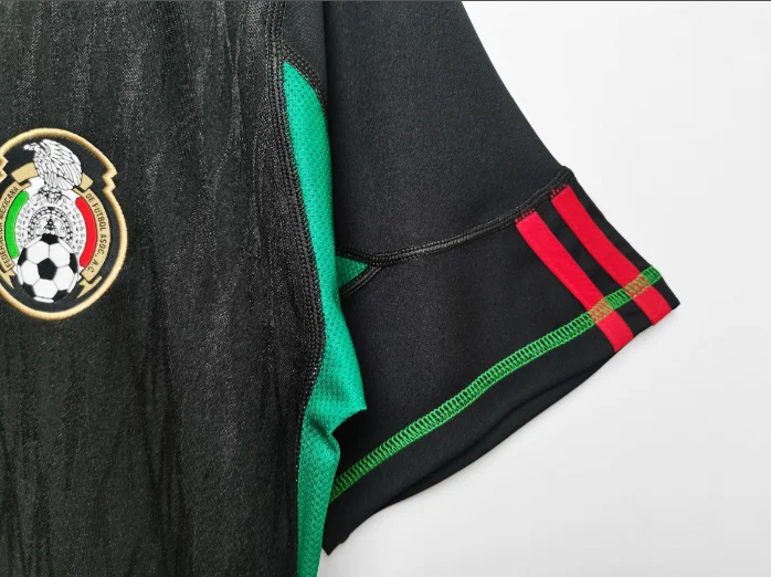 Retro 2010 Mexico Away Men's Football T-Shirt Thai Quality