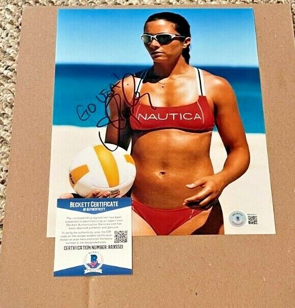 MISTY MAY TREANOR SIGNED SEXY VOLLEYBALL 8X10 Photo Poster painting BECKETT CERTIFIED