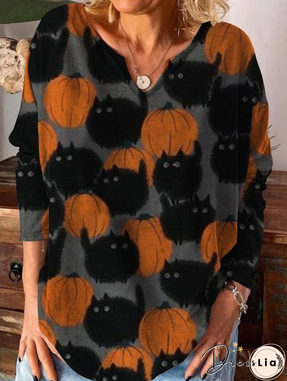 Loosen Plants Holiday T-shirt