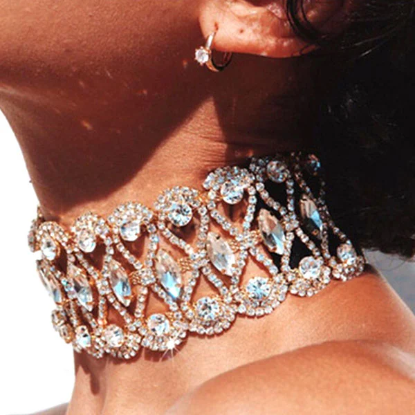 Crystal Glitter Glamorous Necklace