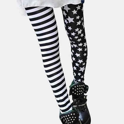 Goth circus striped leggings  in Black / White – Agoraphobix