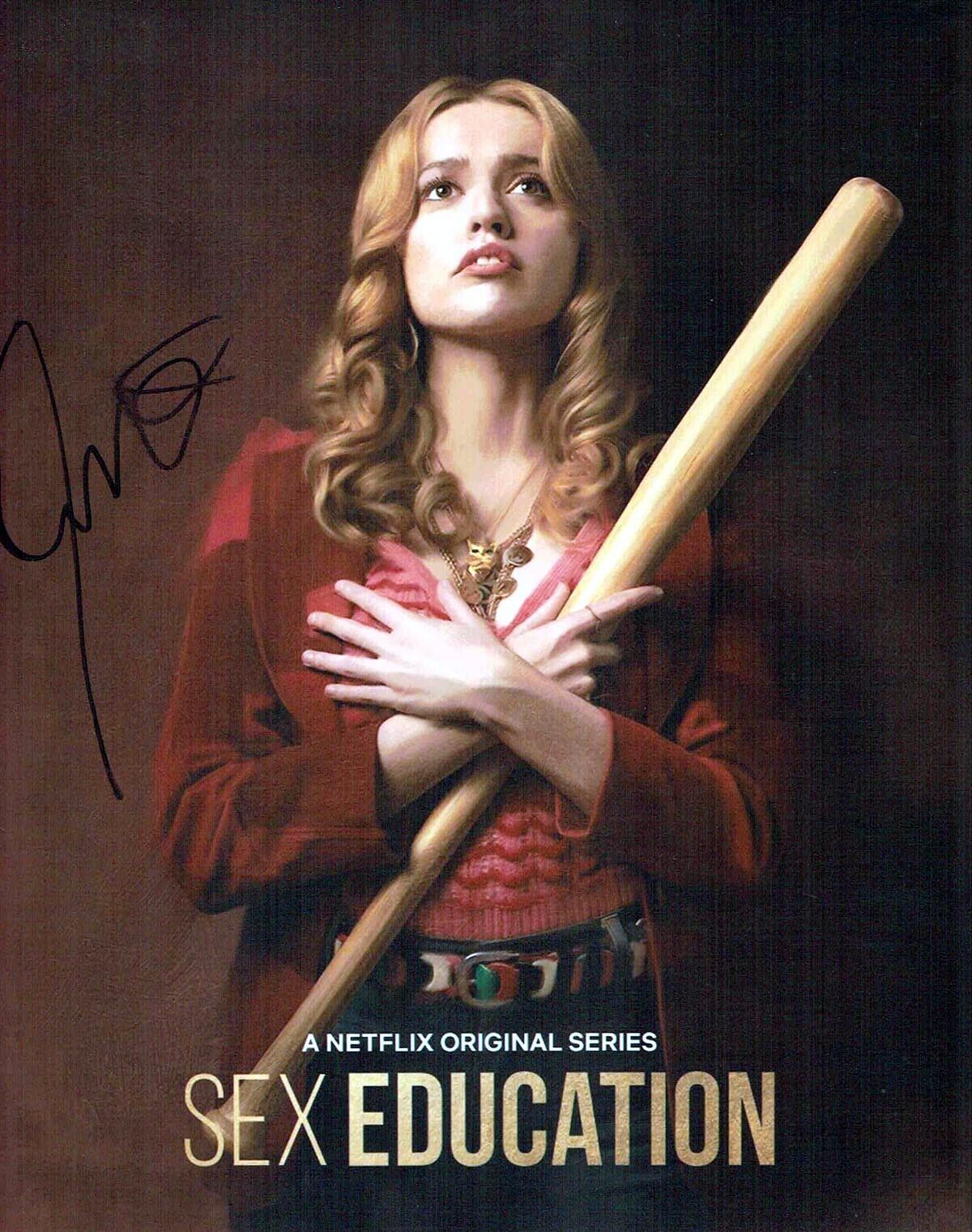 Aimee Lou WOOD Signed 10x8 Photo Poster painting 1 AFTAL COA Sex Education Netflix Aimee GIBBS