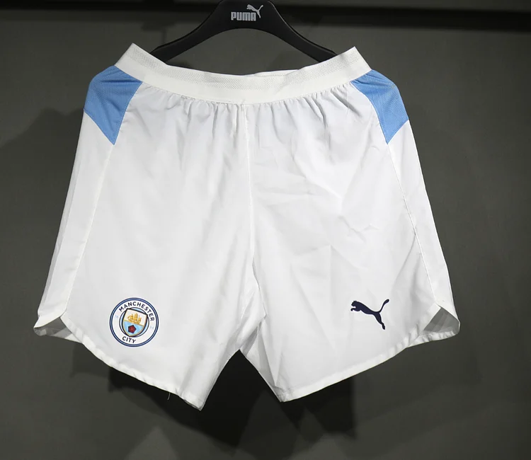 25/26 Manchester City Home Shorts Player Edition
