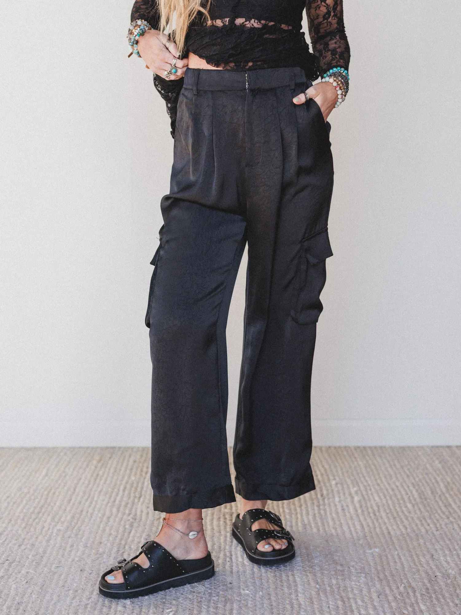 Stealing The Show Satin Pants - Black