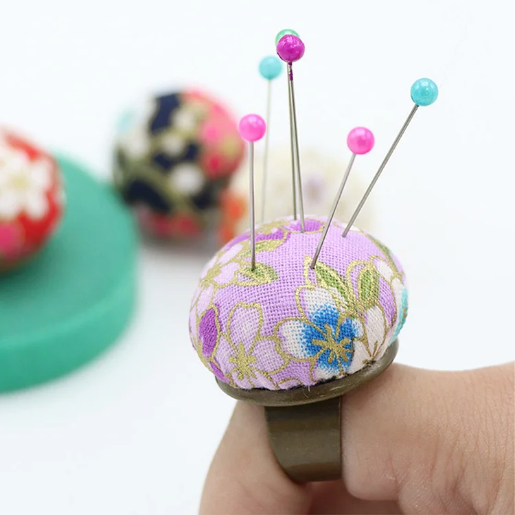 Adjustable Finger Ring Pincushion Sewing Needle Cushion for