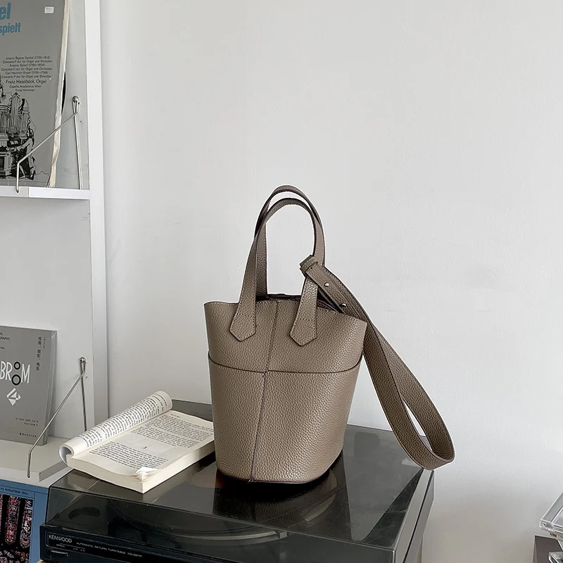 Mongw Mongw Basket Bag Female Senior Sense Delicate Niche Casual Cross-Slung Shoulder Bag PU Leather Large Capacity Portable Bucket Bag