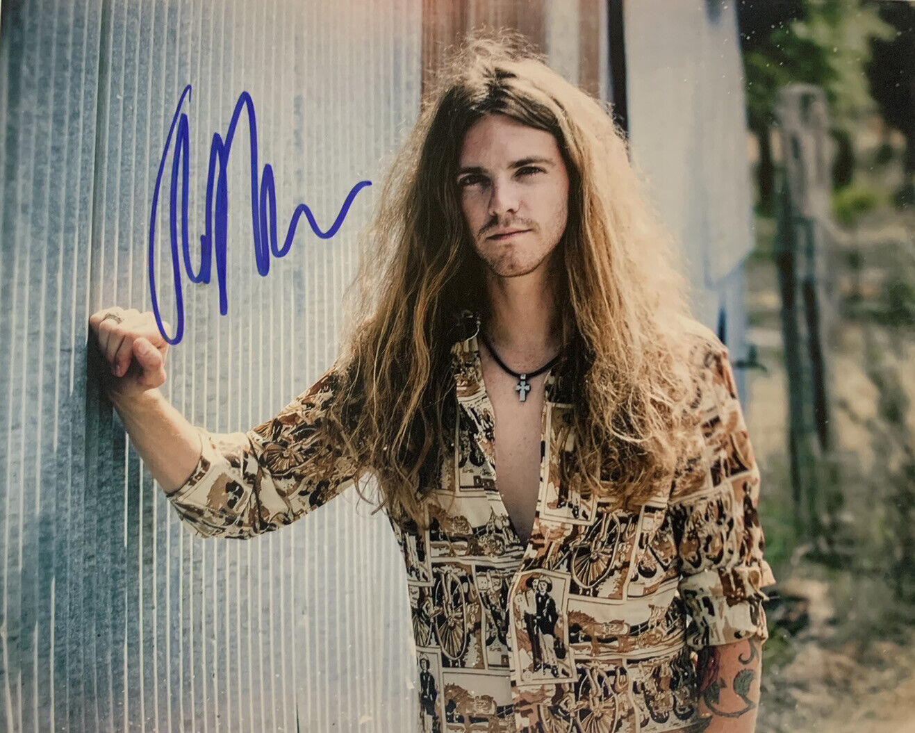 AUSTIN MEADE HAND SIGNED 8x10 Photo Poster painting COUNTRY SINGER AUTHENTIC AUTOGRAPH COA