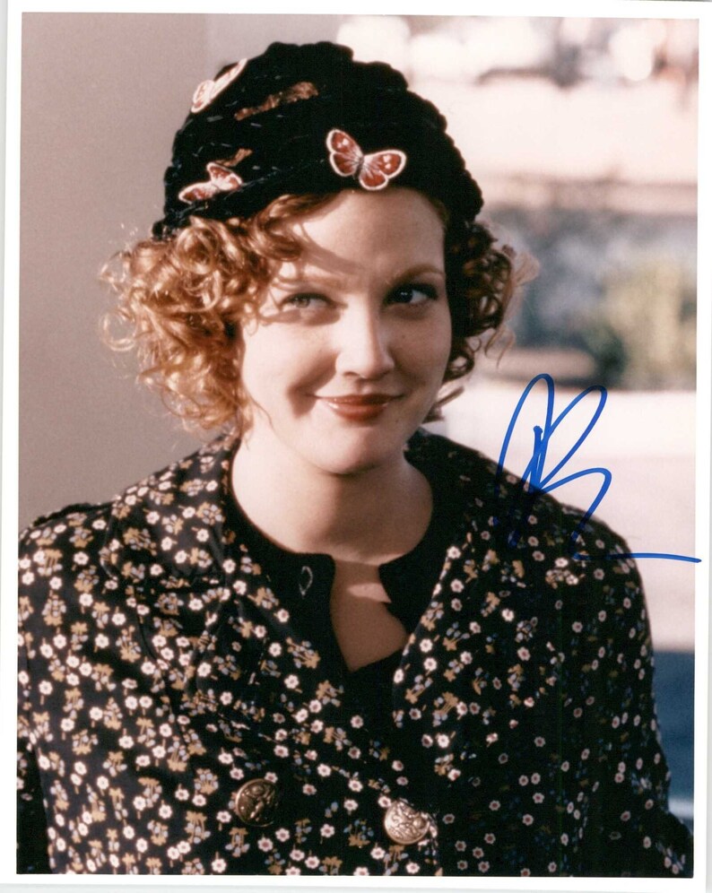 Drew Barrymore Signed Autographed Glossy 8x10 Photo Poster painting - COA Matching Holograms